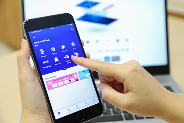Application mobile bancaire développée par OneClick Maroc Casablanca